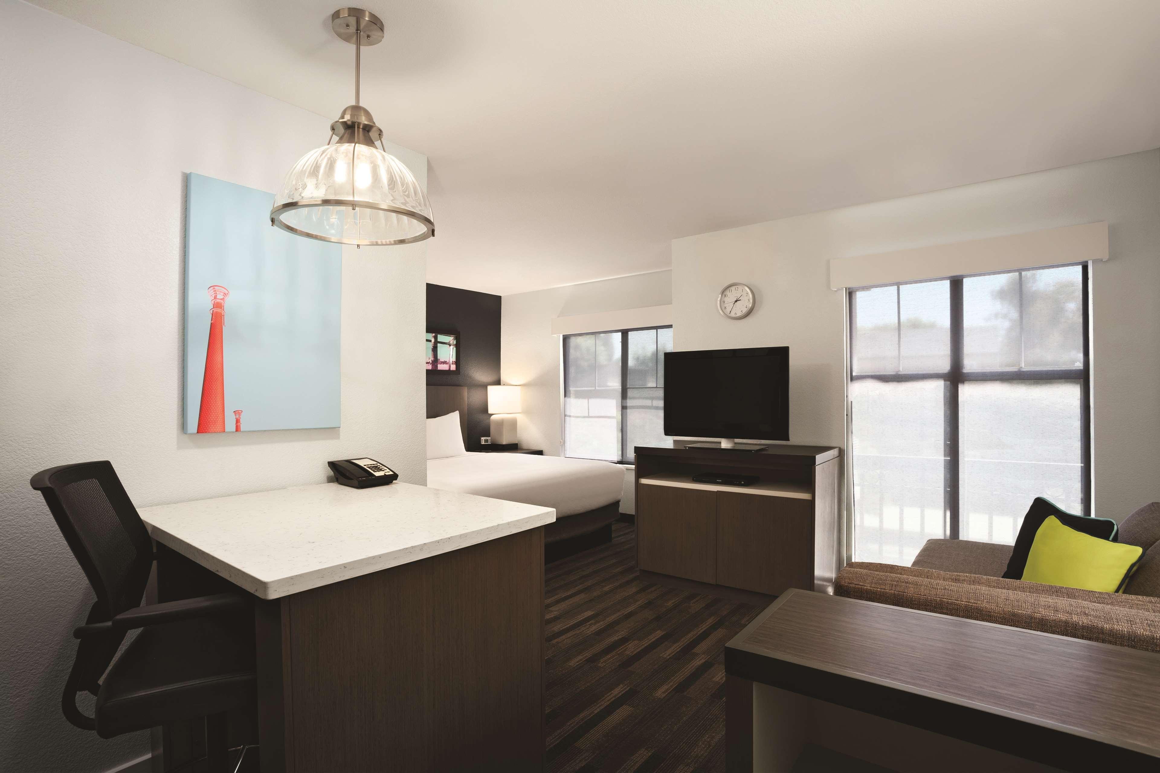 Hyatt House Pleasant Hill Hotel Eksteriør billede